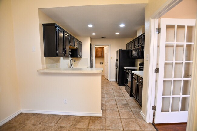 Building Photo - 4056 La Costa Ct