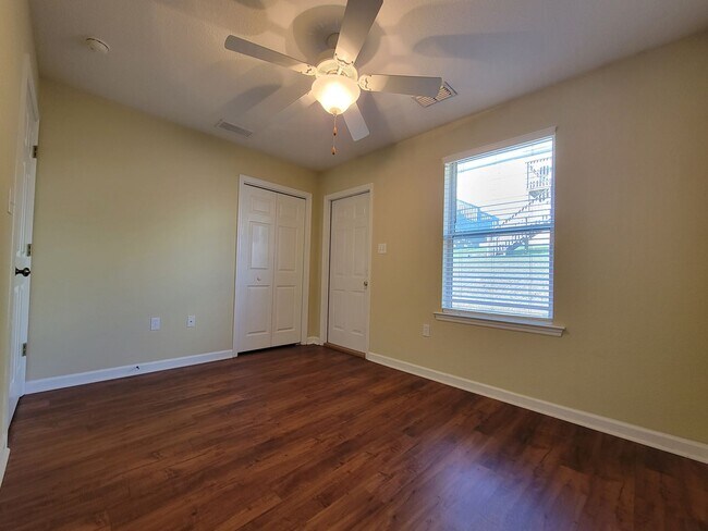 Building Photo - Lovely 3 bedroom town home off Apalachee Pkwy for rent August 7, 2026 $1800