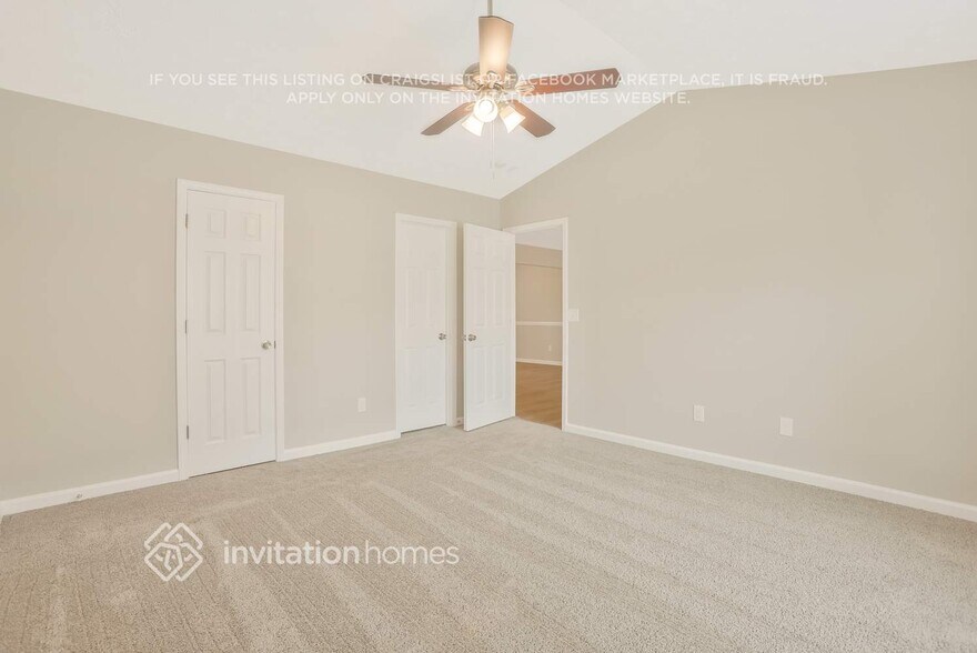 Building Photo - 149 Pin Oak Trail