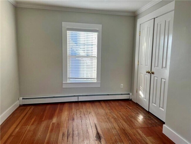 Building Photo - 38 Mann Ave