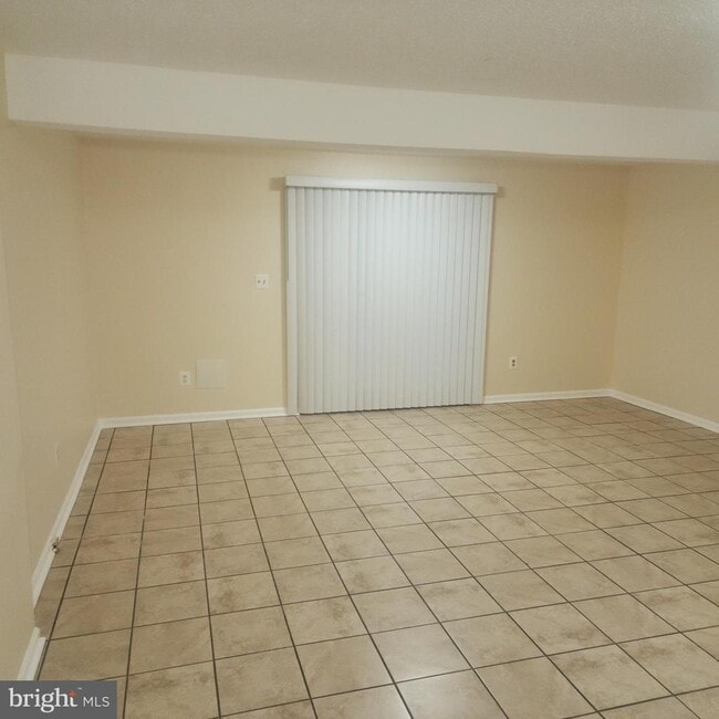 Building Photo - 7438 Catterick Ct