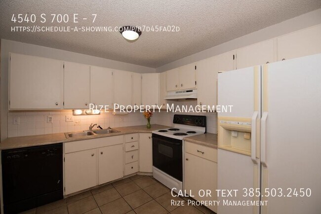 Building Photo - 4540 S 700 E