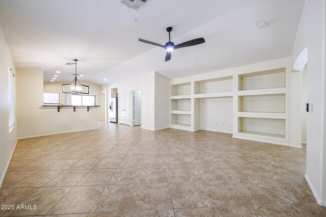 Building Photo - 12848 W Desert Mirage Dr
