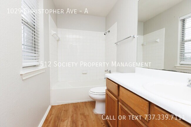 Building Photo - 1029 Christopher Ave