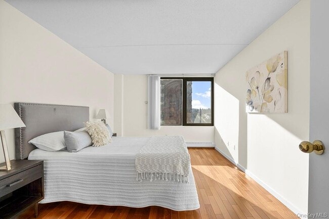 Building Photo - 4 Martine Ave