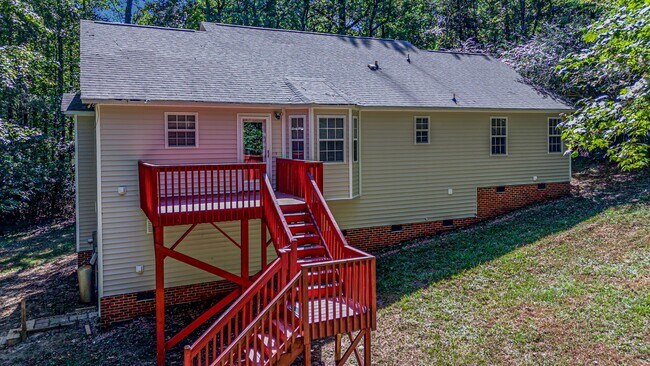 Building Photo - 129 Nelson Ct