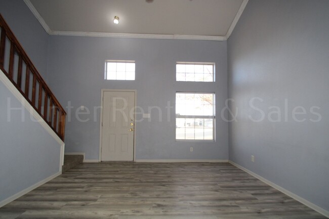 Building Photo - Two-Story Dream! $1000 off your first mont...