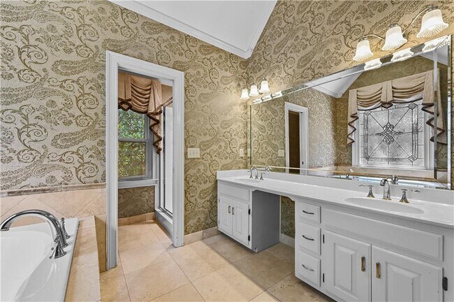 Building Photo - 860 Cramac Dr