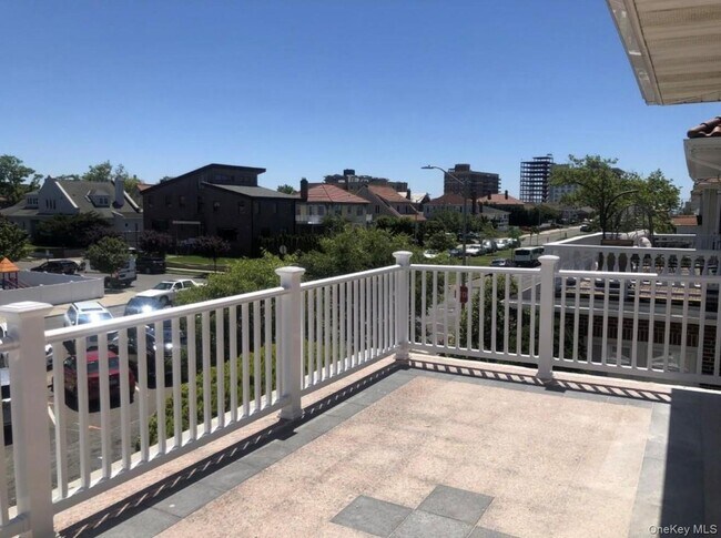 Building Photo - 307 National Blvd