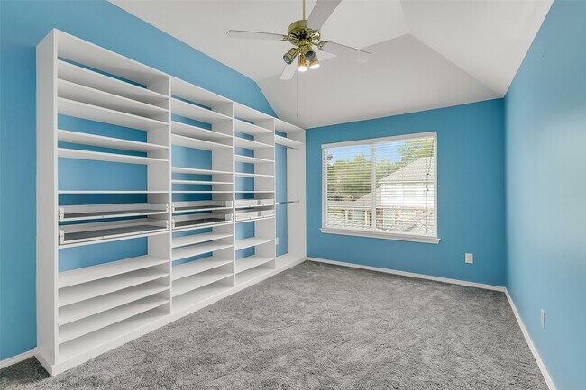 Building Photo - 7619 Limber Bough Dr