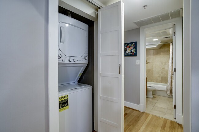 Building Photo - 2600 Sherman Ave NW