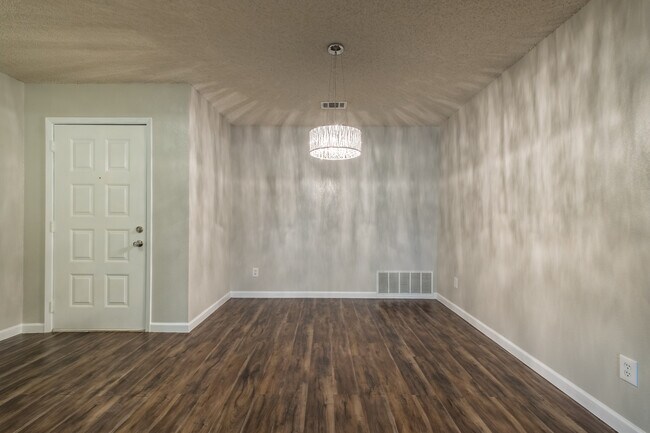 Building Photo - Charming 3-Bedroom, 2-Bath Home in Anderson Mill – Prime Northwest Austin Location!