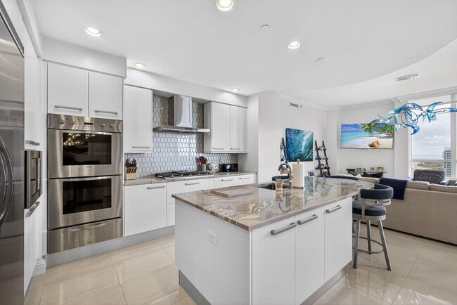 Building Photo - 3800 N Ocean Dr