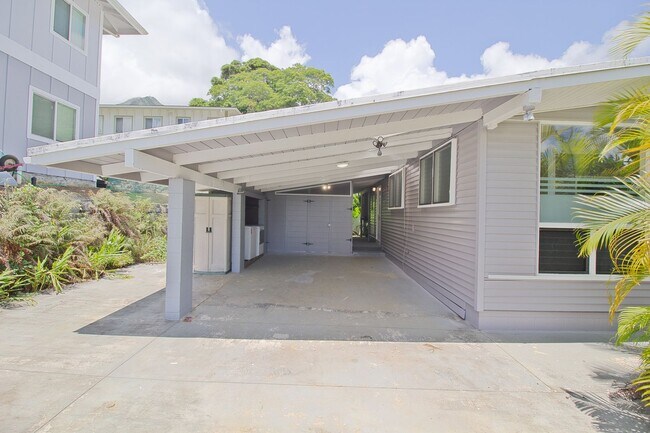 Building Photo - 45-842-842 Anoi Rd