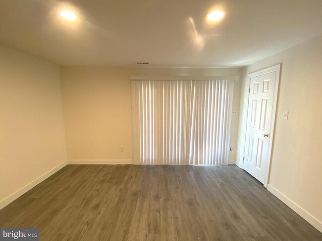 Building Photo - 6347 Battlement Way