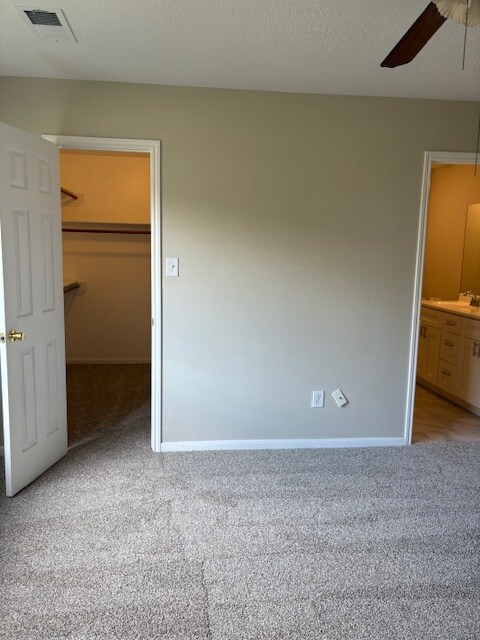 Building Photo - 5430 Yale Dr