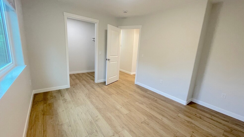 Building Photo - 2510 S Althea St
