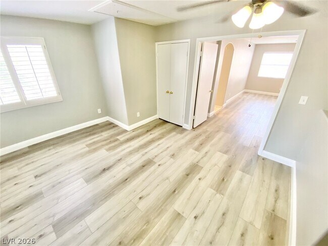 Building Photo - 5388 Runningbrook Rd