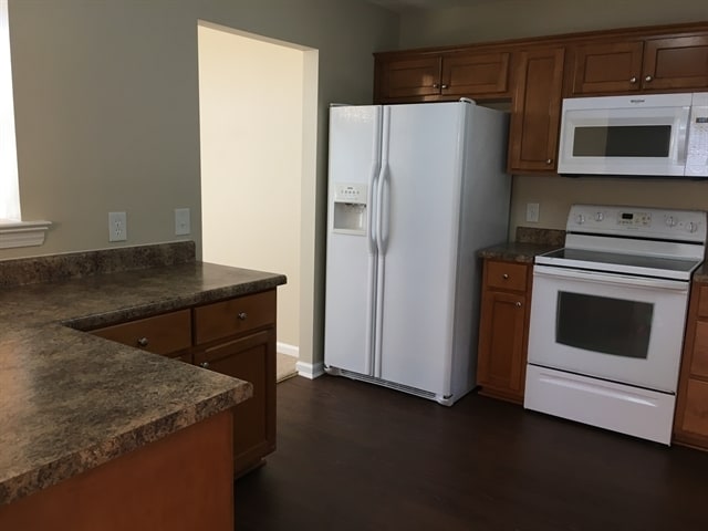 Building Photo - 140 Nandina Wy