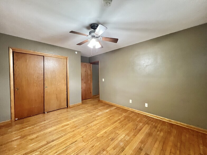 Building Photo - 290 Orchard Dr