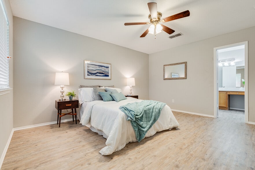 Building Photo - 2508 Concina Way