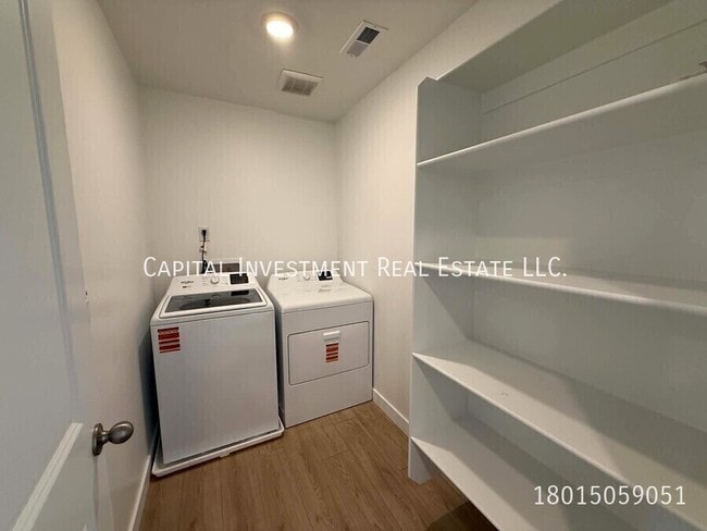 Building Photo - 4347 N 325 E