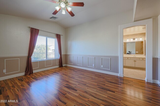 Building Photo - 16146 N 158th Ave