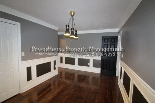 Building Photo - 4017 Doral Dr