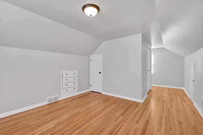 Building Photo - 4200 Tyler Ave
