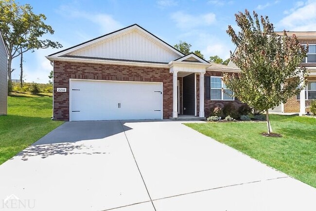 Building Photo - 2216 Carefree Ln