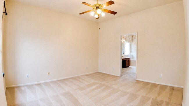 Building Photo - 1523 Park Harbor Estates Dr
