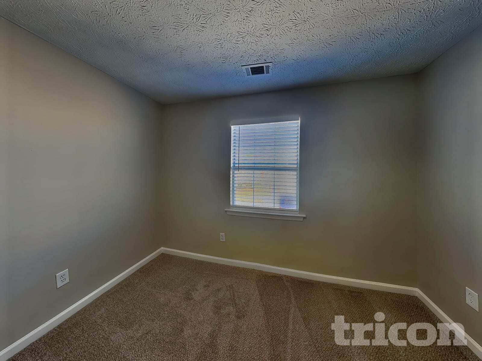 Building Photo - 11906 Fairway Overlook