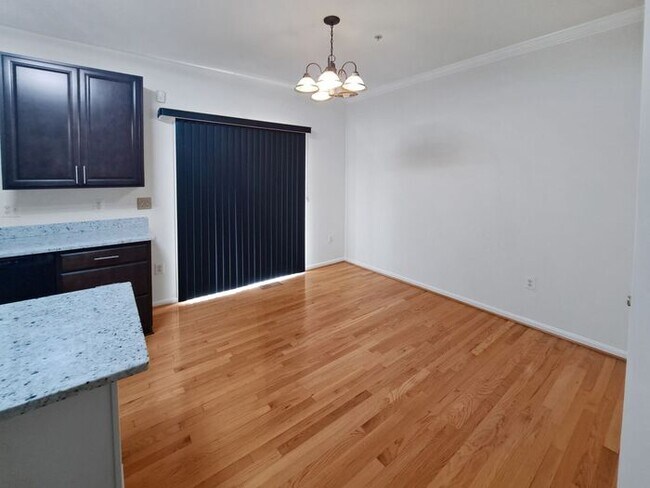 Building Photo - Charming 3-Level Brick Townhome in Waldorf...