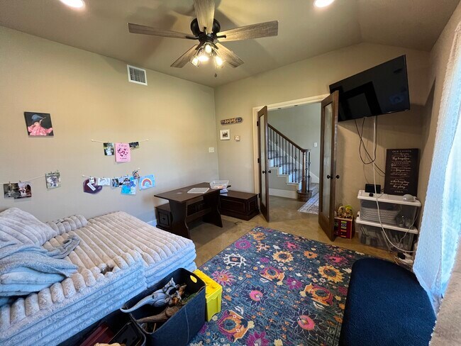 Building Photo - 108 Quail Run