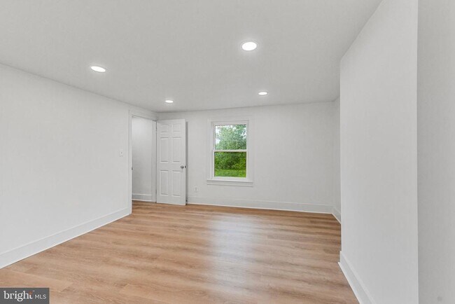 Building Photo - 151 Concert Ln