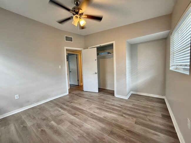 Building Photo - 5801 Judy Dee Dr