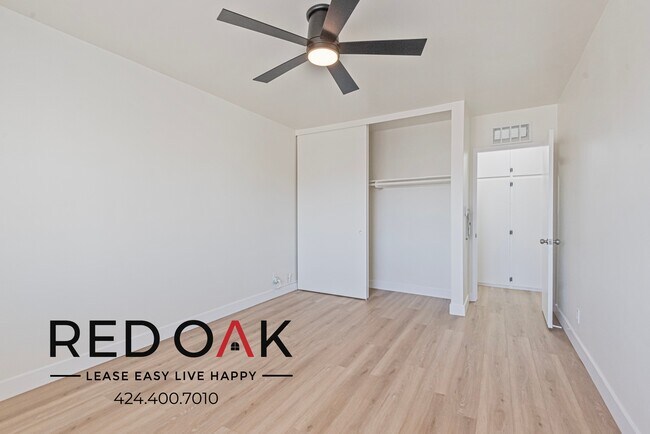 Building Photo - 3401 Ocean Park Blvd