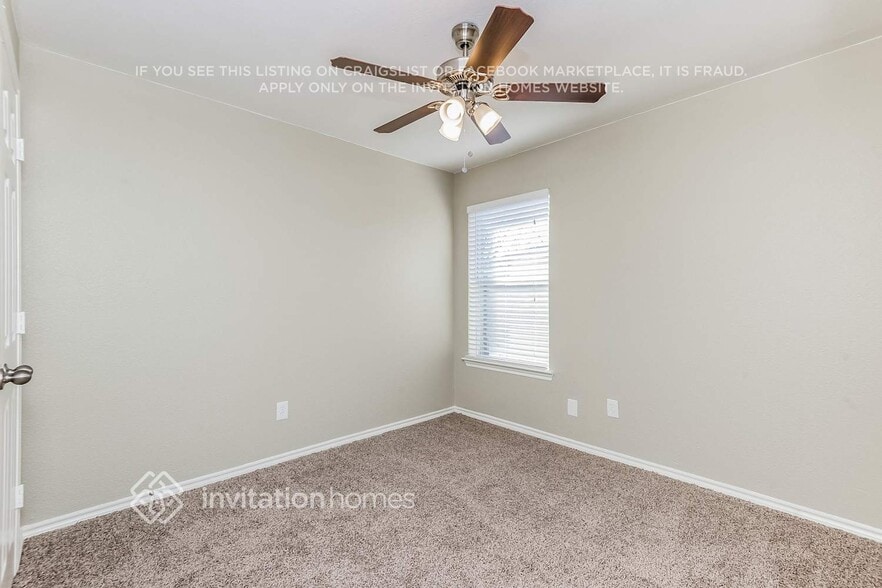 Building Photo - 8175 Spruce Valley Dr