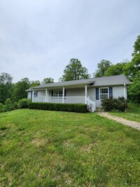 Building Photo - Weaverville Rental