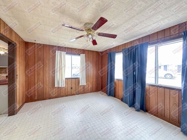 Building Photo - COZY House For Rent In Moorcroft