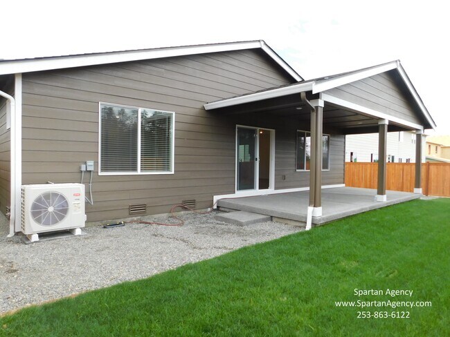 Building Photo - 12628 173rd Ave E