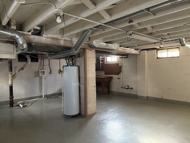 Building Photo - 1117 Clymena St