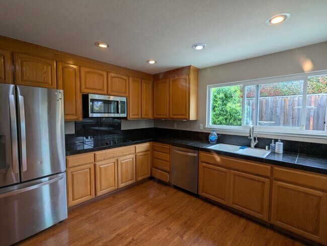 Building Photo - 3215 Vallejo Pl
