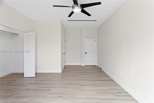 Building Photo - 1252 NW 39th St