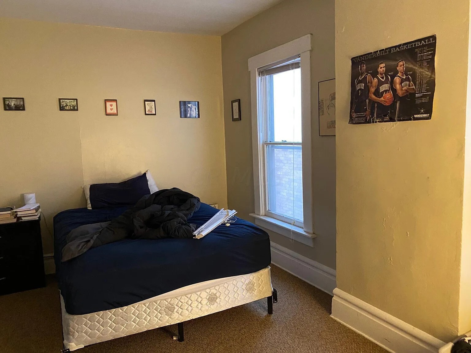 Bedroom - 219 W 1st Ave