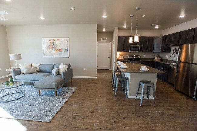 Building Photo - 2 Bedroom 2 Bath apartment, 1st floor but with elevated deck, unit 106, available 6/1/2026