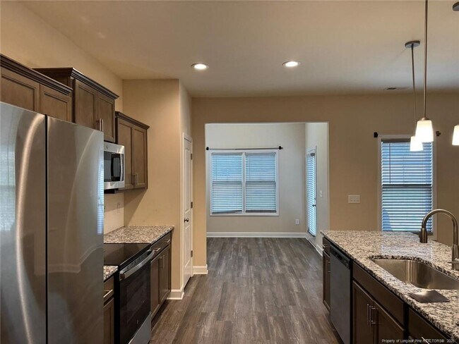 Building Photo - 22 Sugarberry Pl