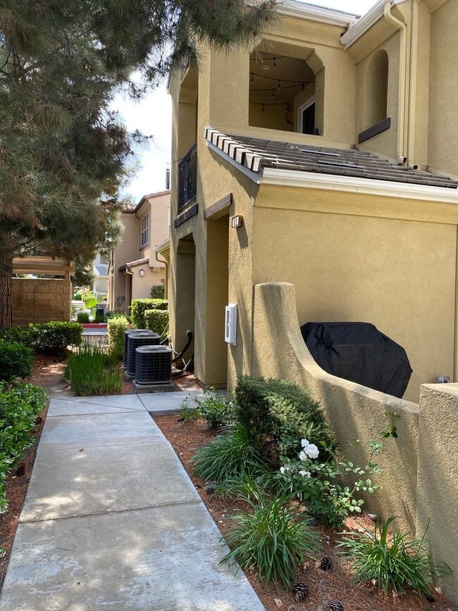 Building Photo - AVAILABLE! Pool Townhome/ Murrieta 2BR + Office, 2 Car Attached Garage