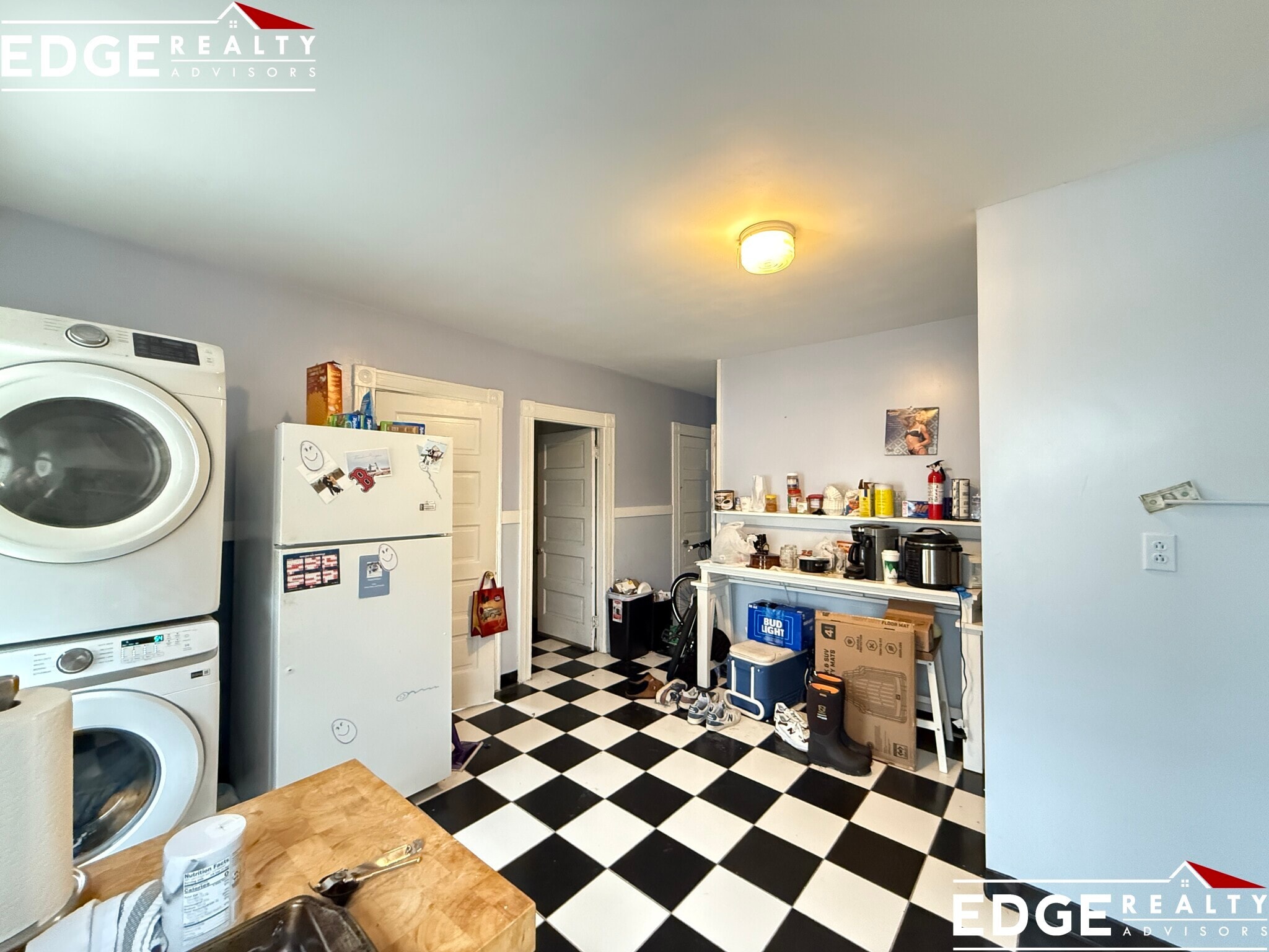 Building Photo - 225 Parsons St