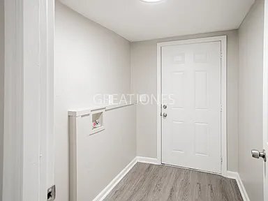 Building Photo - 2932 13th Ave